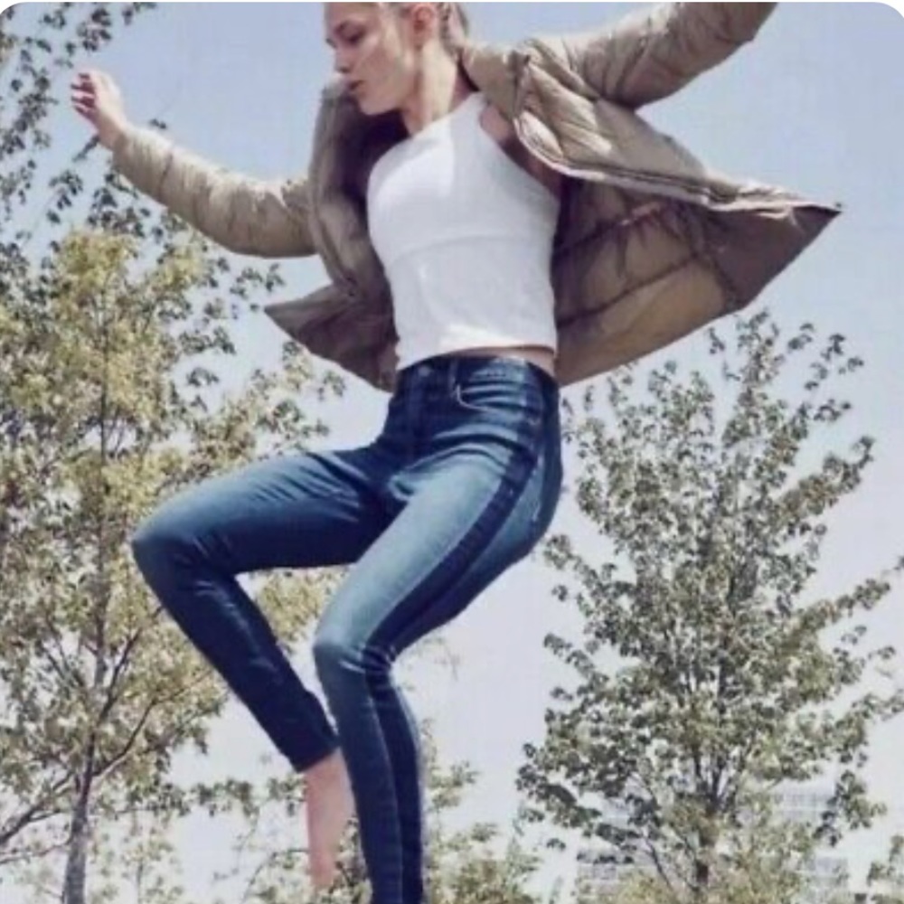 Athleta Skulptek tuxedo stripe skinny jeans